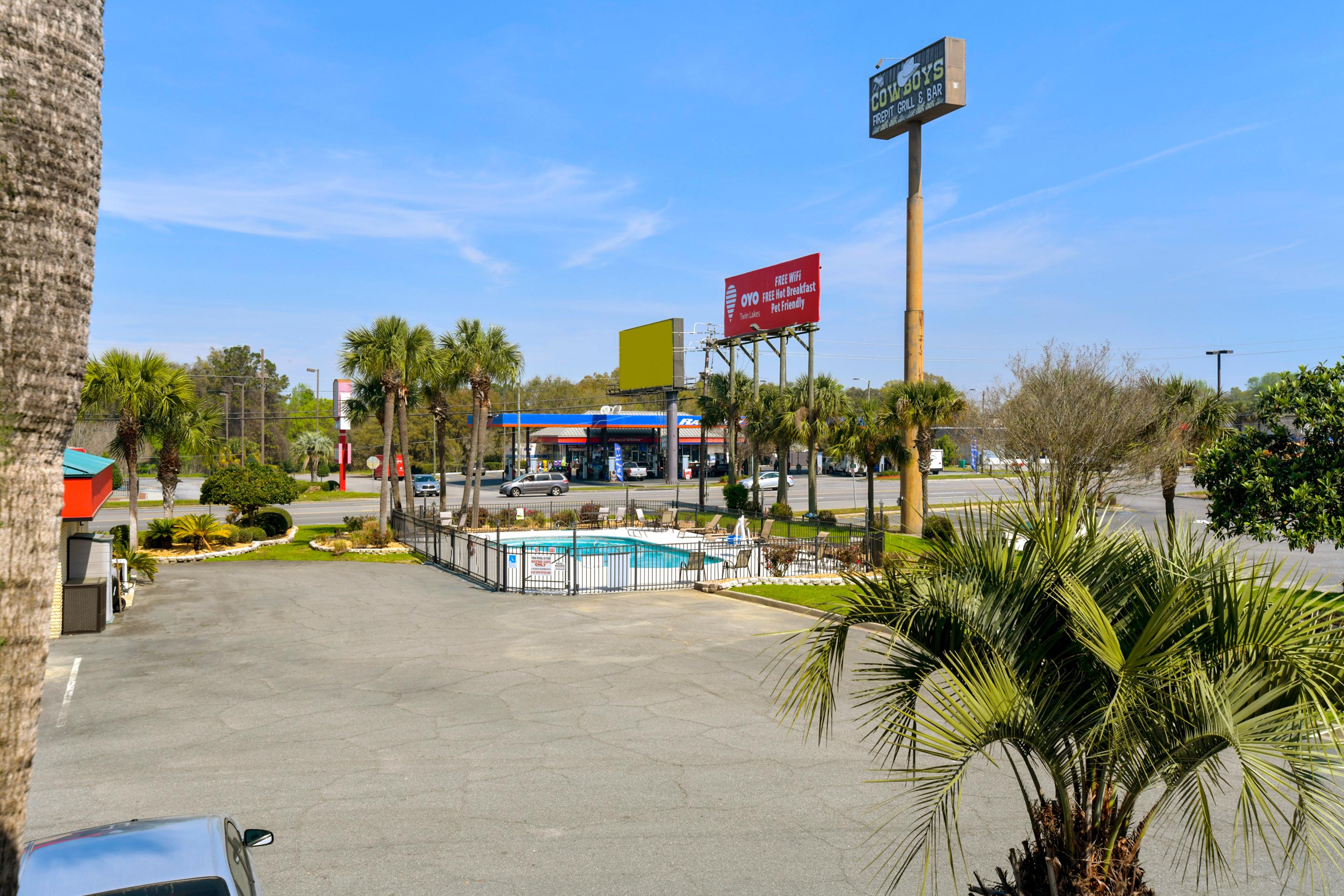 Oyo Hotel Lake Park - Valdosta Area Exteriér fotografie